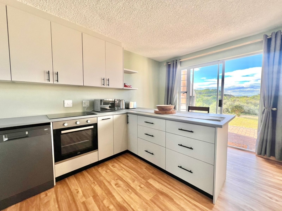 3 Bedroom Property for Sale in Marina Martinique Eastern Cape